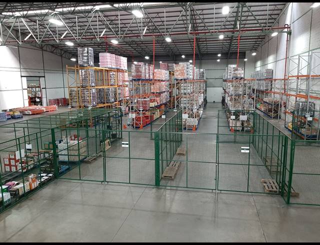 3,301.50M² WAREHOUSE TO LET IN NEW GERMANY